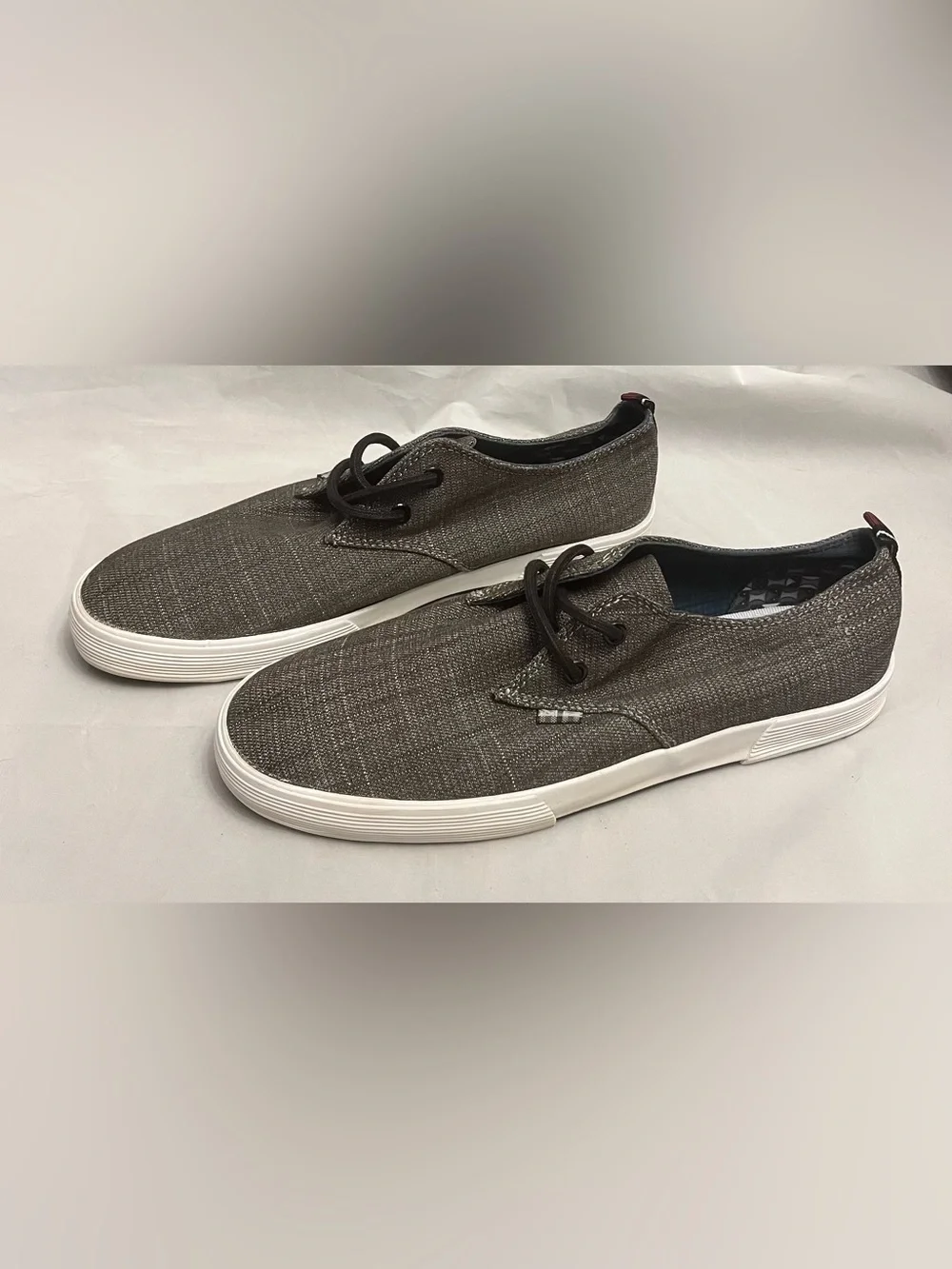 Ben Sherman Men's Casual Canvas Lace-Up Sneakers in Brown